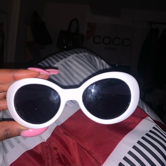 Juicy Couture Accessories - Juicy Couture Sunglasses Juicy Couture Accessories - Juicy Couture Sunglasses
